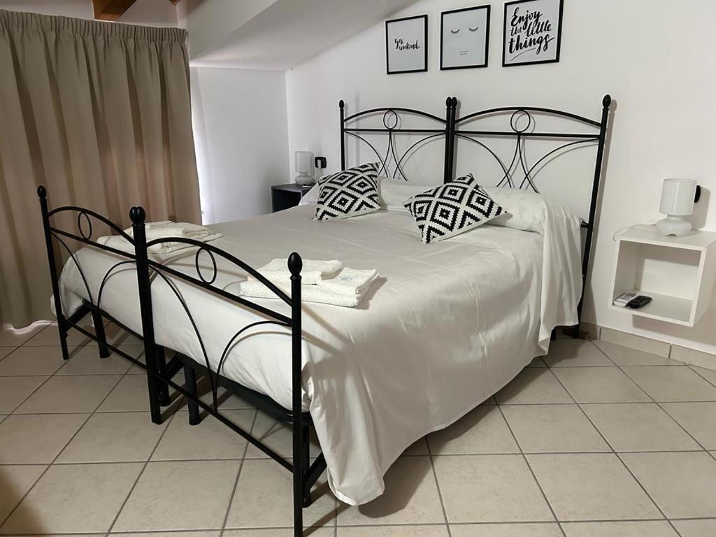 B&B Casa Letizia Trentinara Dış mekan fotoğraf