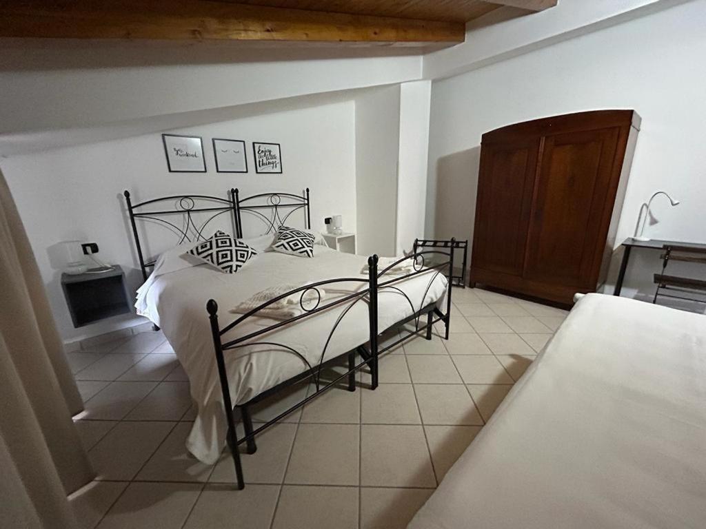 B&B Casa Letizia Trentinara Dış mekan fotoğraf